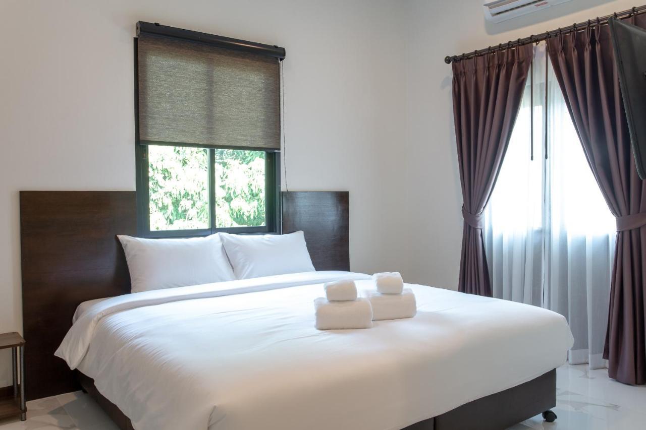 Khampare Chiang Mai Hotel ภายนอก รูปภาพ