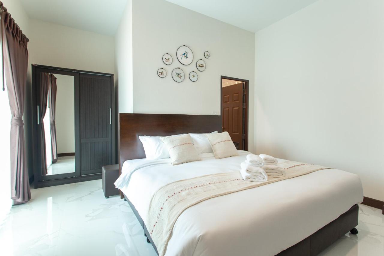 Khampare Chiang Mai Hotel ภายนอก รูปภาพ